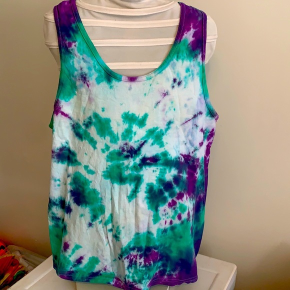 Gildan Other - NWOT’s Tie Dye Tank Top